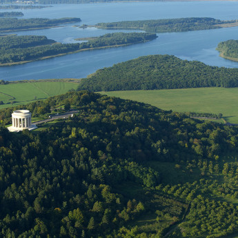 Montsec et le lac de Madine