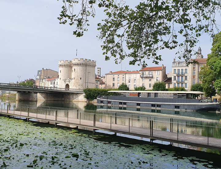 Verdun, porte Chaussée et Savy Hotel