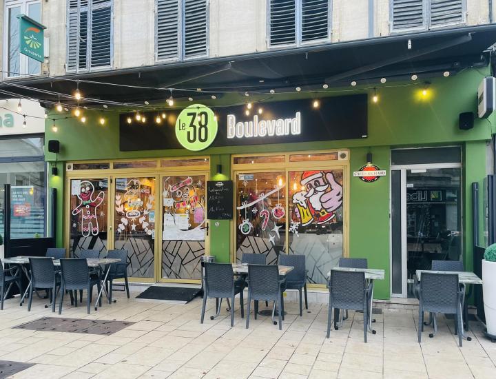 Le 38 Boulevard